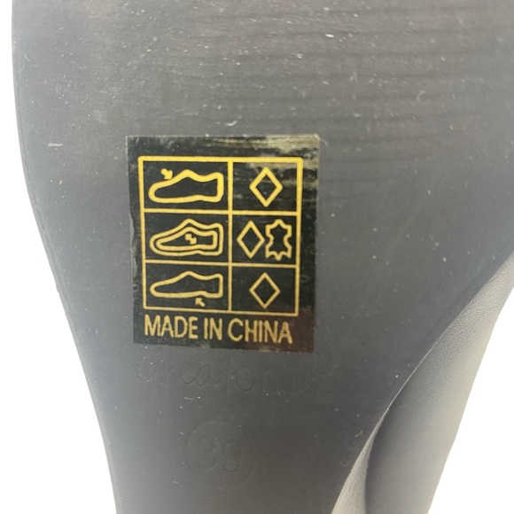 Greatonu Women Classic Round Toe Wedge Pumps Heels Black Size 8 - Picture 8 of 8